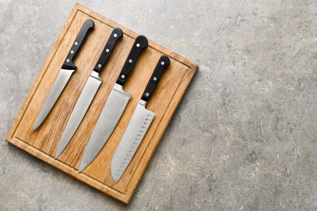 Slicing with Precision: Carving Knife vs. Chef Knife Comparison